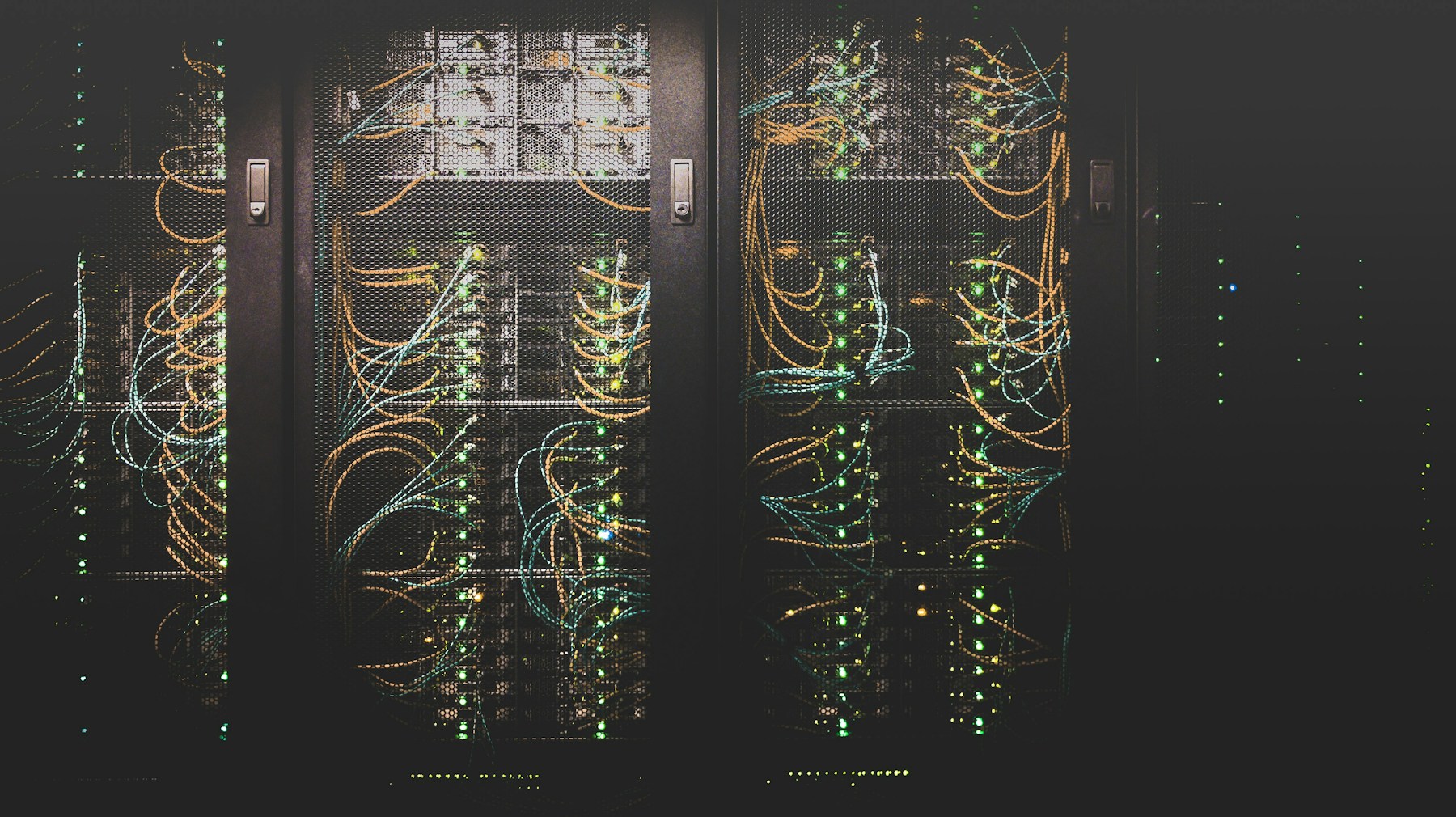 Server rack with fiber cabling